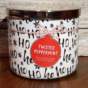 Bath & Body Works Candle 3 wick Twisted Peppermint